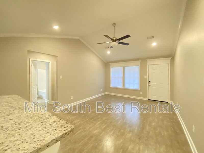 205 Magnolia Court - Photo 5 of 16