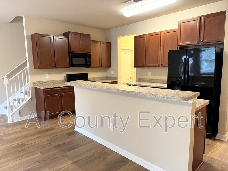 187 Townview Dr - Photo 5 of 21