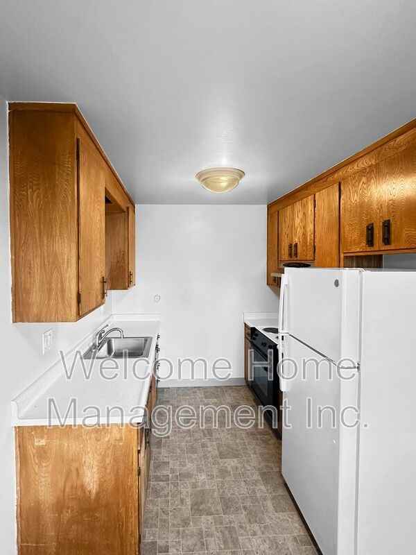 144 Belleview Dr #6 - Photo 5 of 9