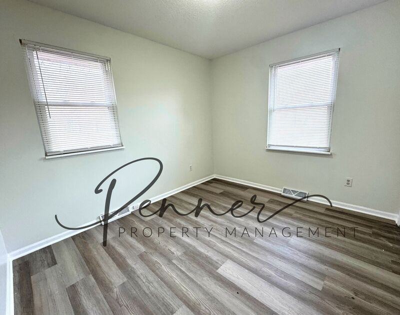 101 Southwest Chicago Street - Photo 7 of 14