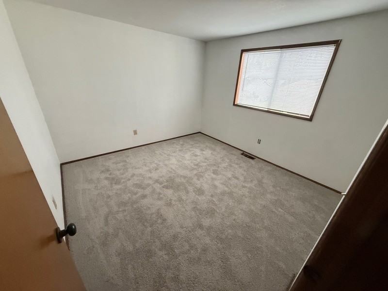 11110 55th Ave W - Photo 6 of 13