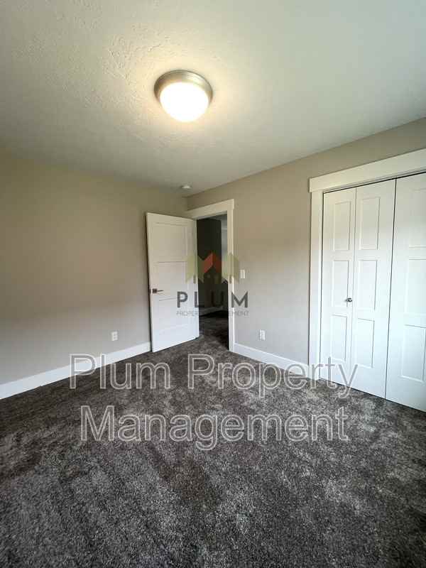 2708 Koly Ct #B - Photo 3 of 25
