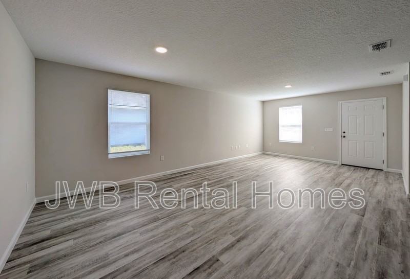 8459 Buttercup St - Photo 6 of 16