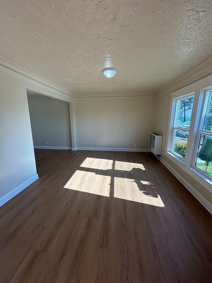 1625 West Martin Luther King Junior Boulevard - Photo 5 of 10