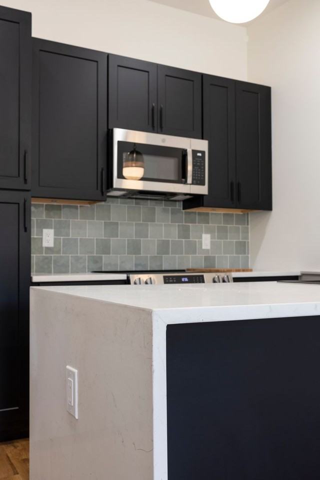 2229 N 33rd St - Photo 4 of 44
