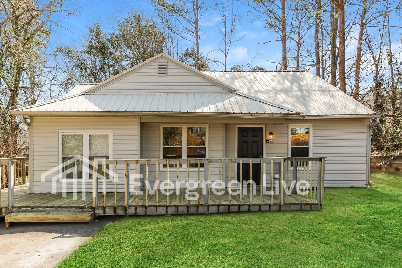 3638 Pebble Creek Dr - Photo 2 of 16