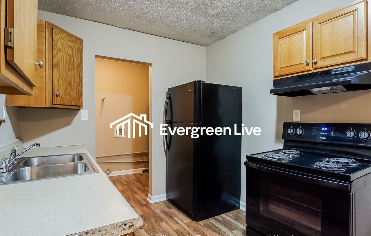 541 Westchester Dr - Photo 6 of 14