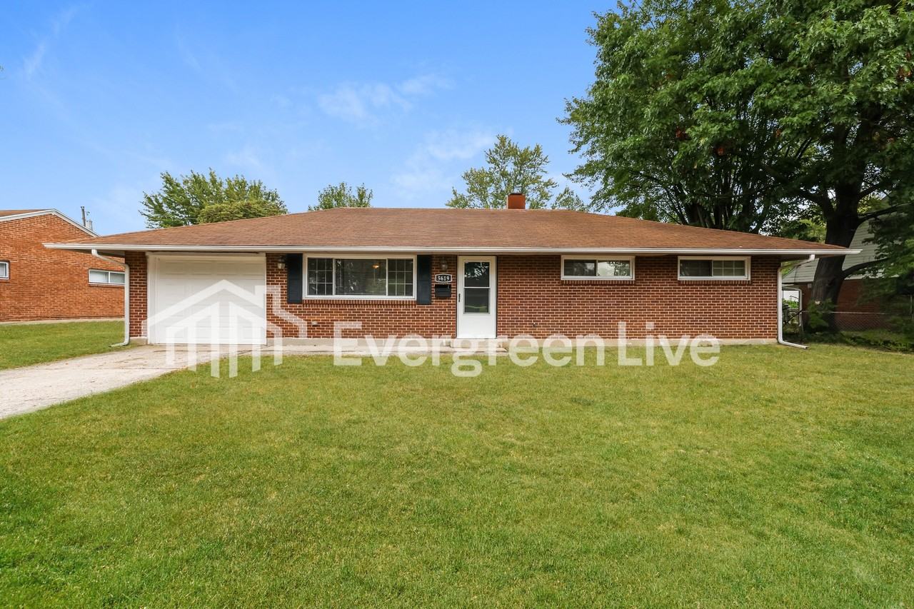 5619 Shady Oak St - Photo 2 of 16