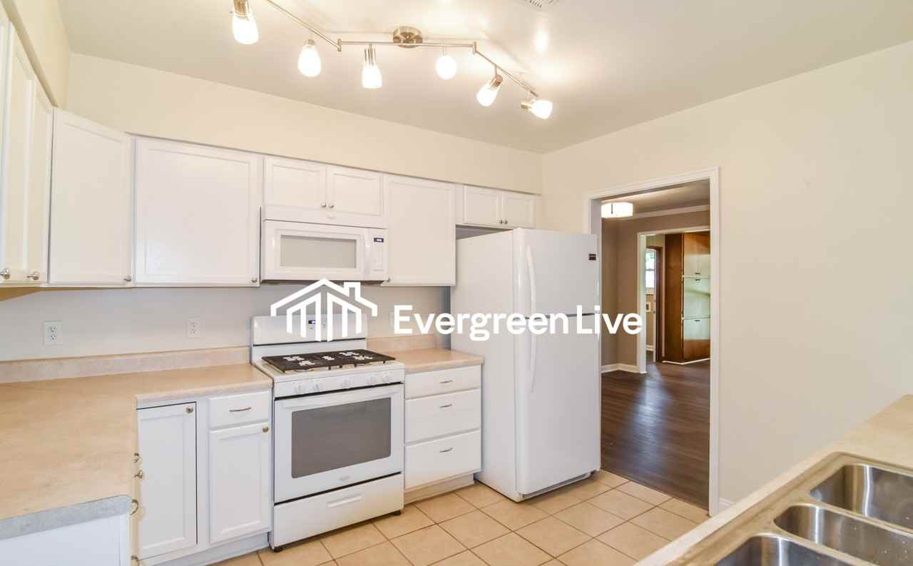 3740 Dalraida Pkwy - Photo 6 of 16