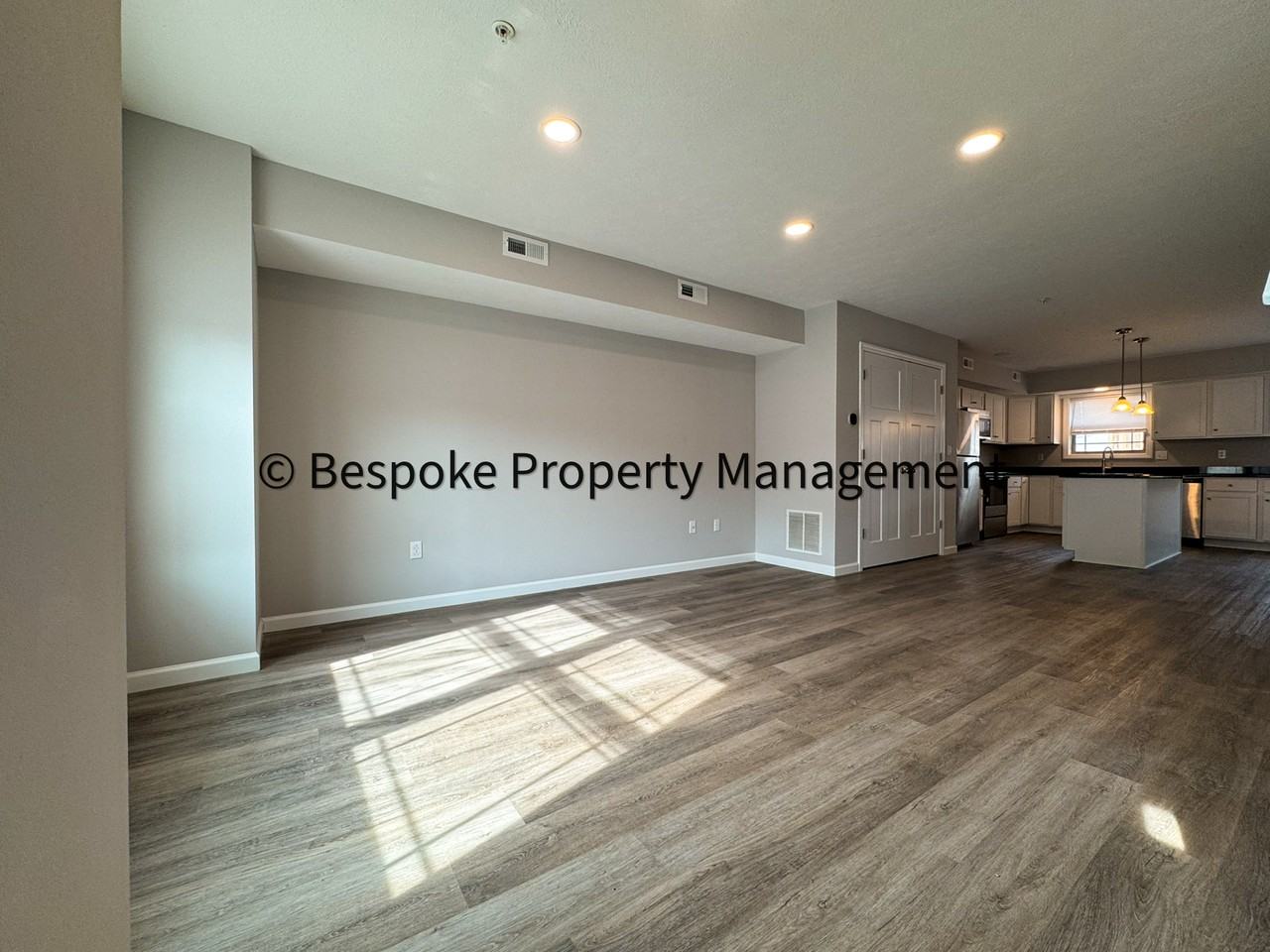 31 31-41 Goliath Drive #33 - Photo 2 of 25