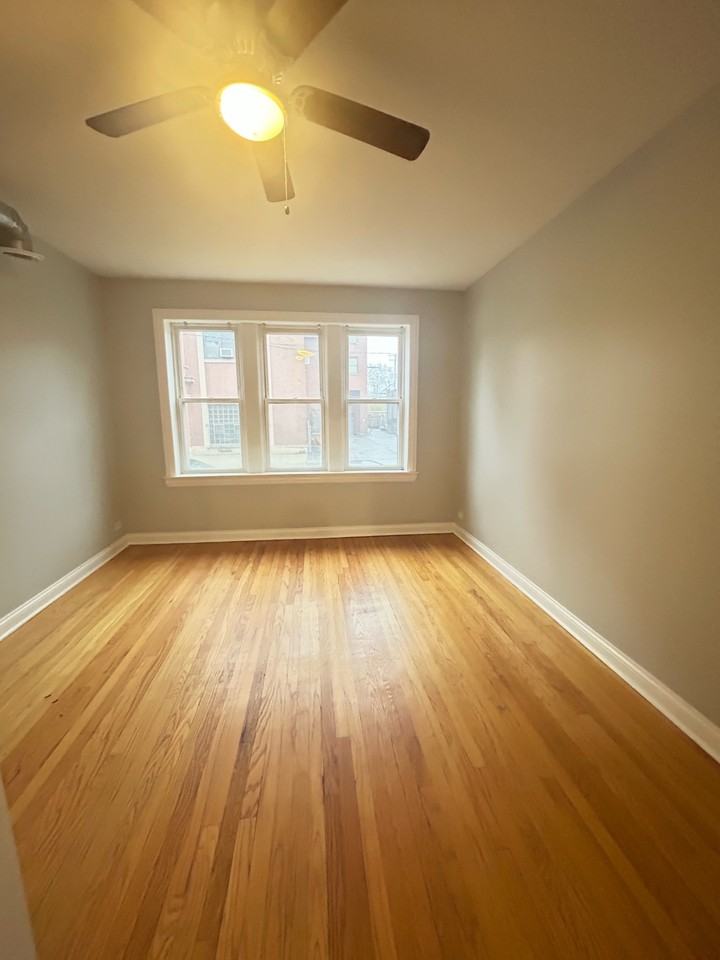 9036 South Langley Avenue / 651 E 90th St - Photo 6 of 19