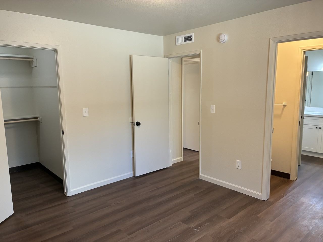 1612 W. Rumble Road - Photo 5 of 16