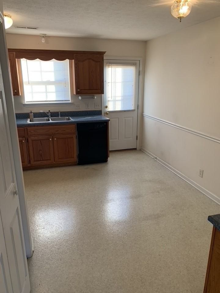 116 Woods Rd - Photo 3 of 6