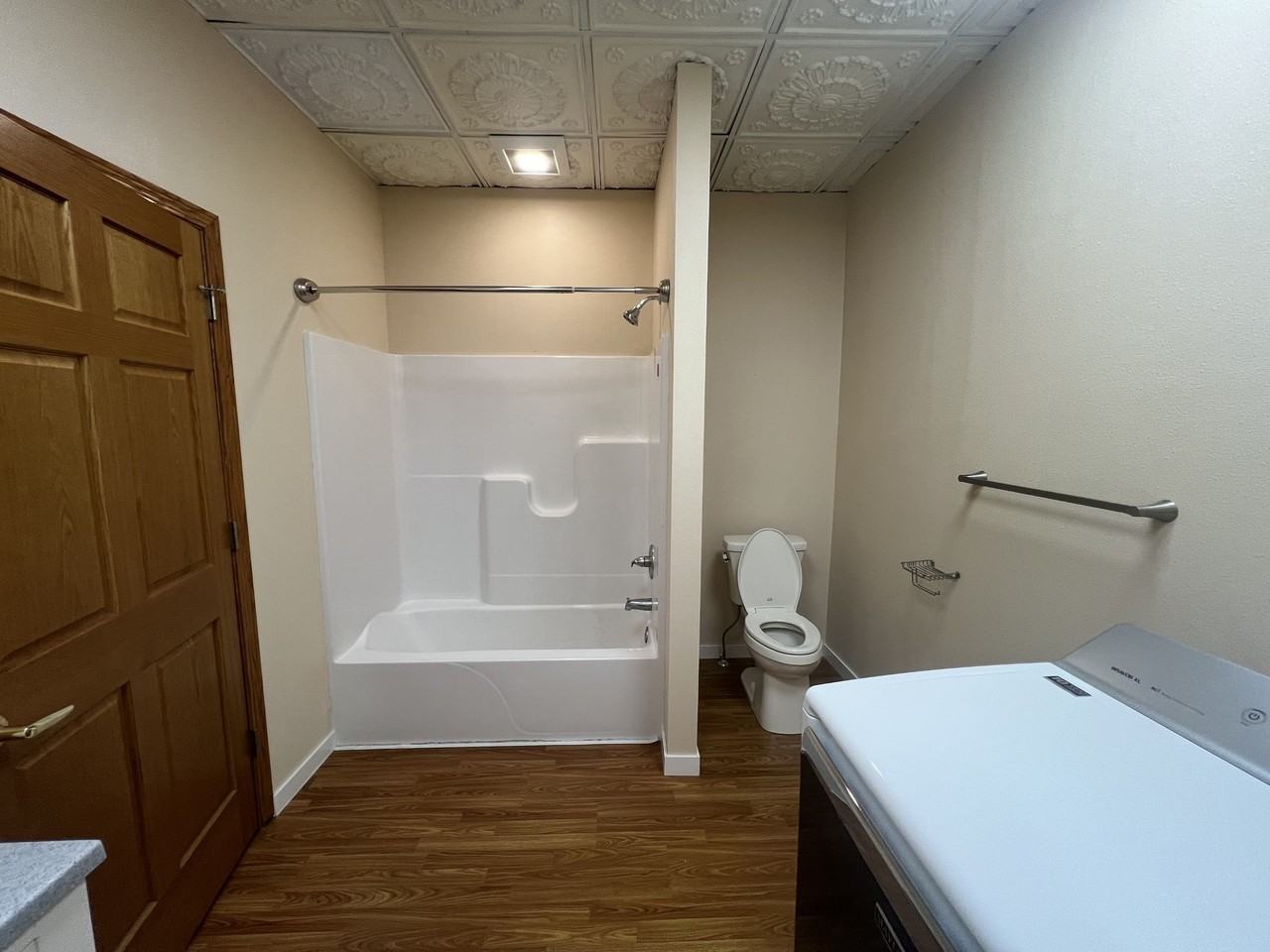 236 South Main Street - Photo 4 of 11