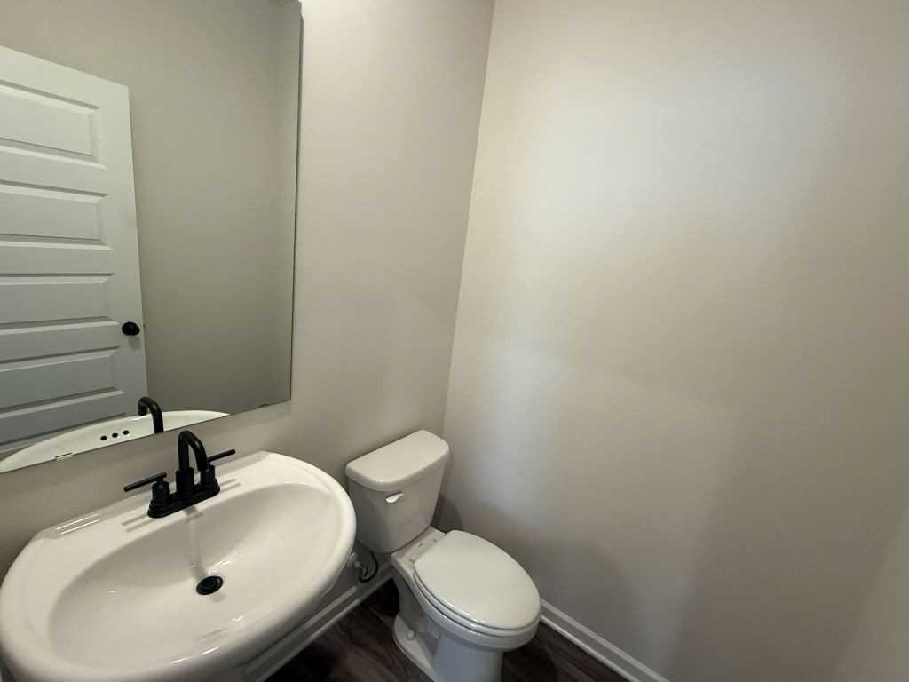 2304 2304 Grape Vine Way - Photo 5 of 47