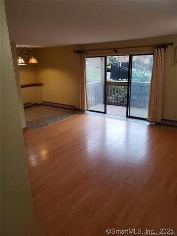 38 Padanaram Avenue ##20b - Photo 6 of 11