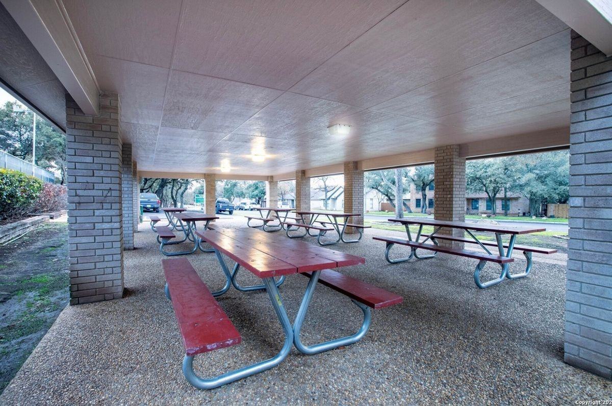 5802 Heather View - Photo 5 of 21