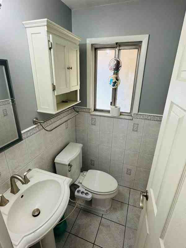 4411 Bloomfield Drive - Photo 6 of 11