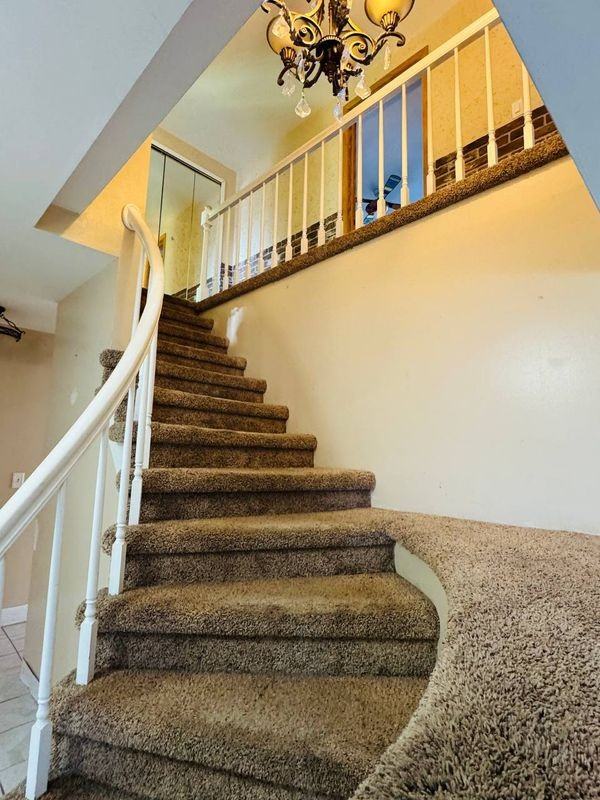 4411 Bloomfield Drive - Photo 7 of 11