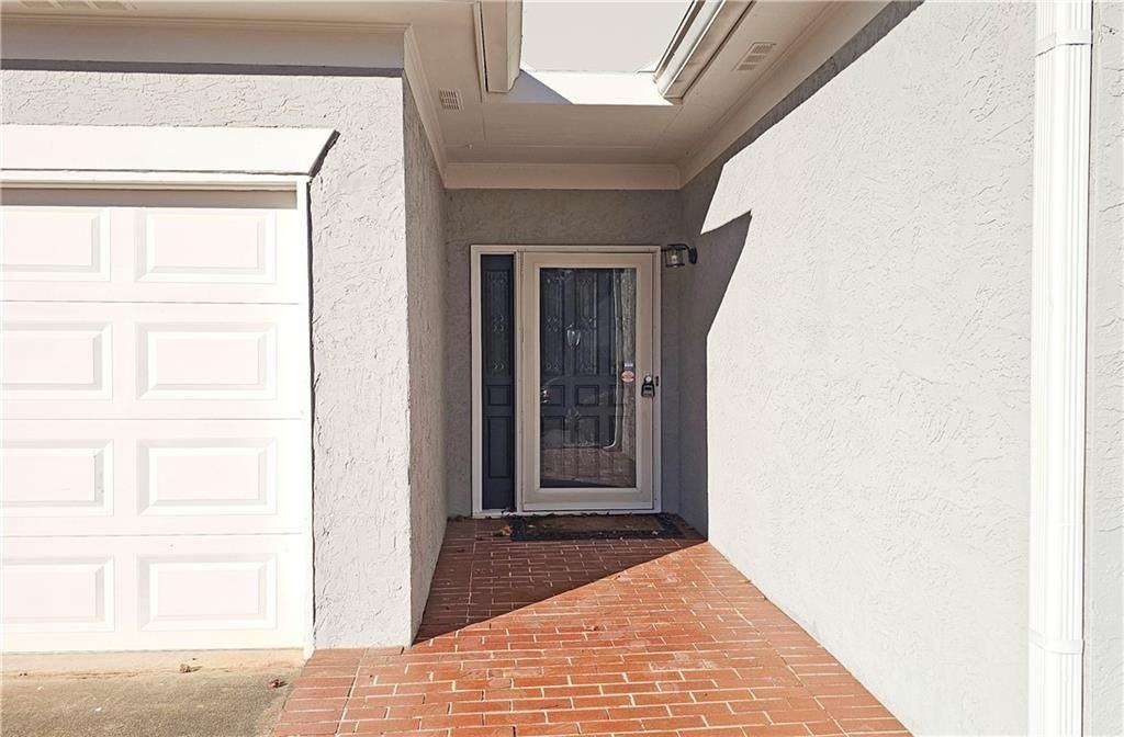 940 Bridgegate Drive Northeast - Photo 2 of 32