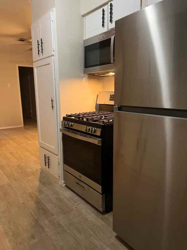 12938 S Coast Dr - Photo 2 of 7