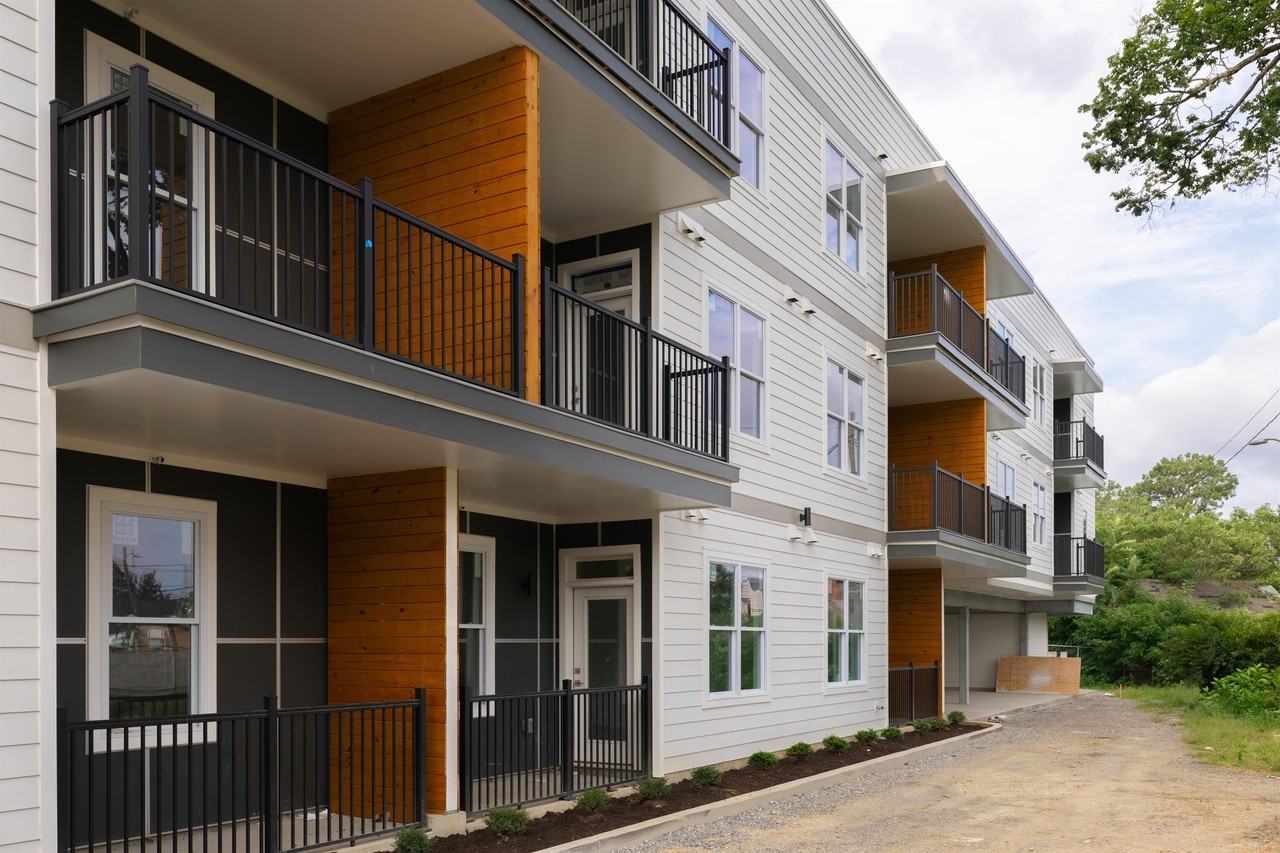 1619 North 28th Street - Photo 2 of 44