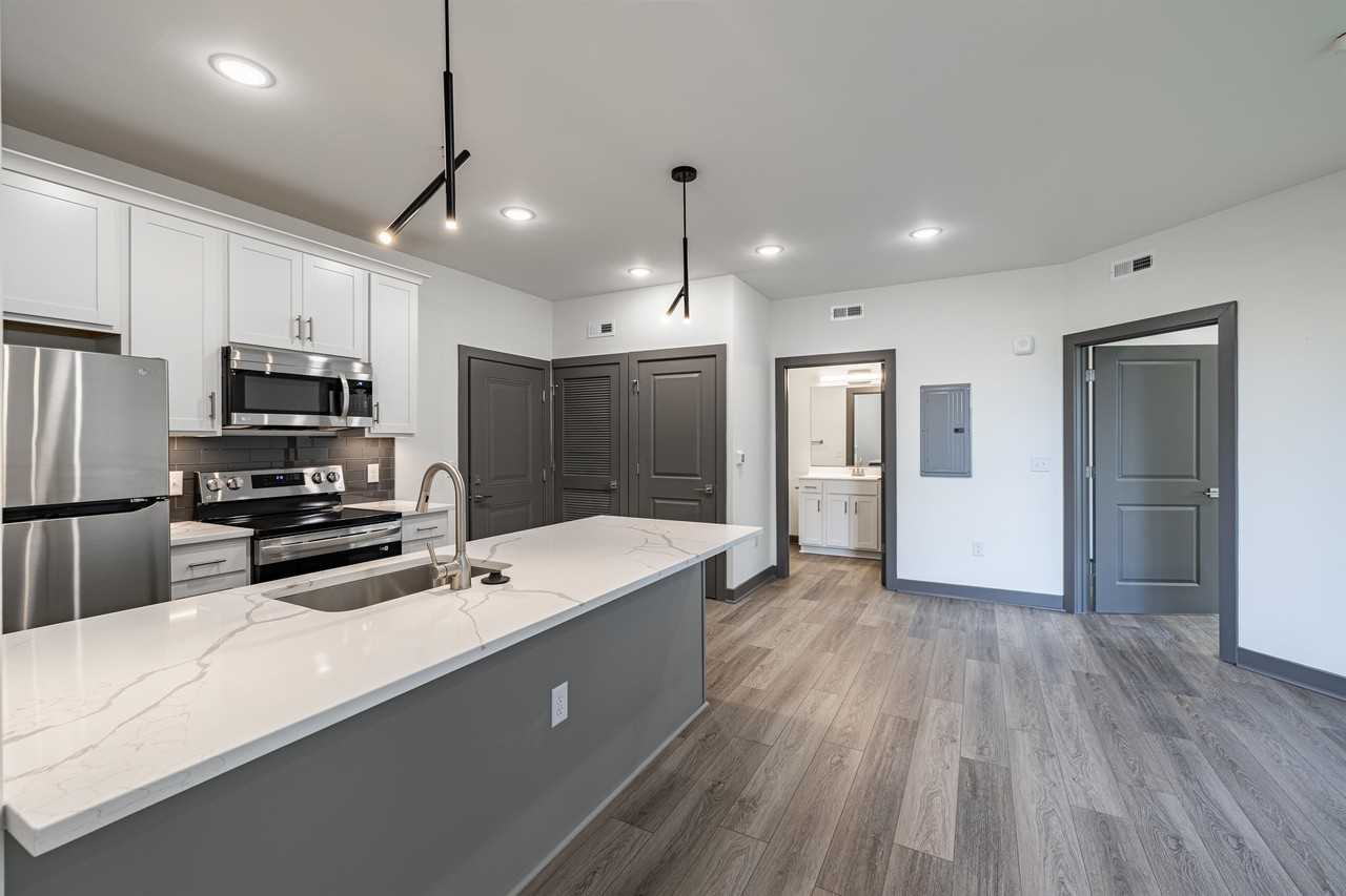 1619 North 28th Street - Photo 6 of 44