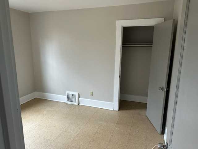 539 Falls Avenue-4 - Photo 7 of 16