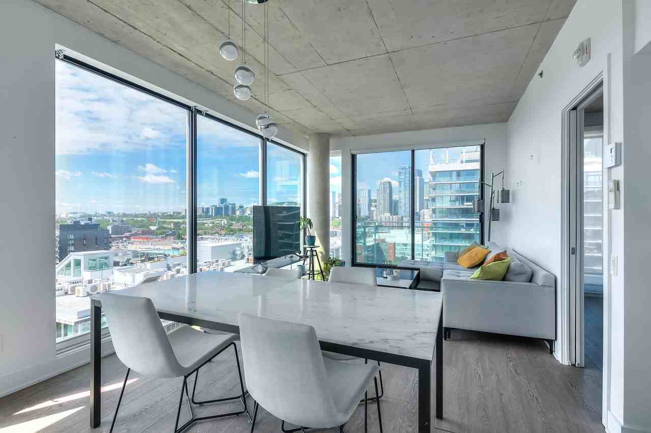 1165 Rue Wellington #1804 - Photo 2 of 36