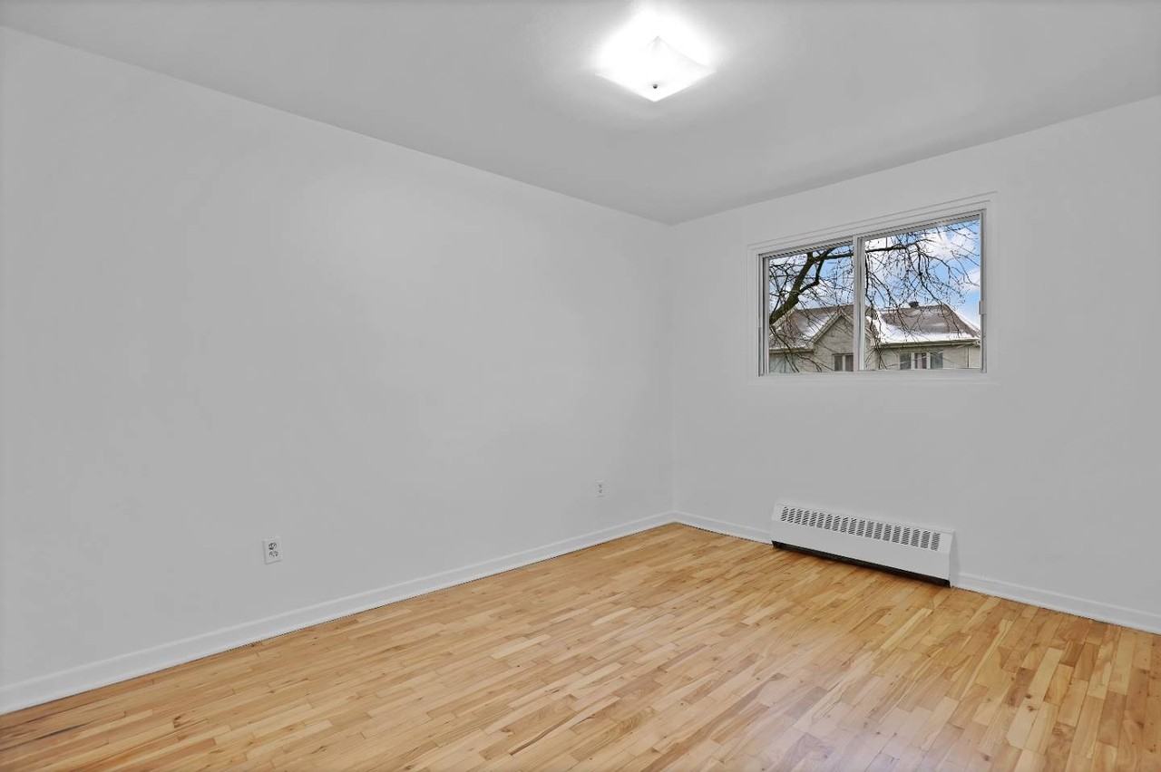 5055 Rue Michelet #201 - Photo 7 of 12