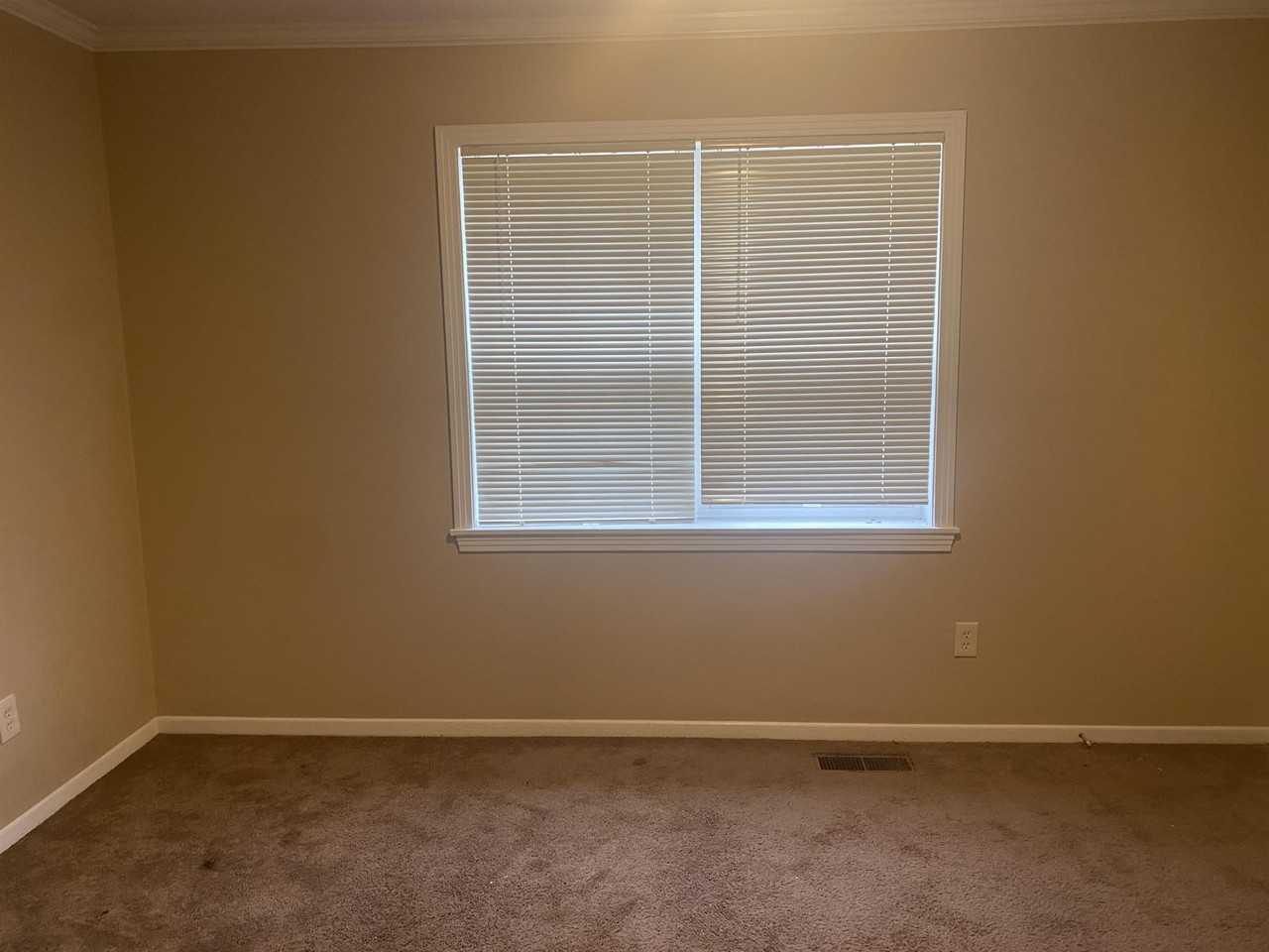 415 N Lafayette Apt 3 - Photo 7 of 9