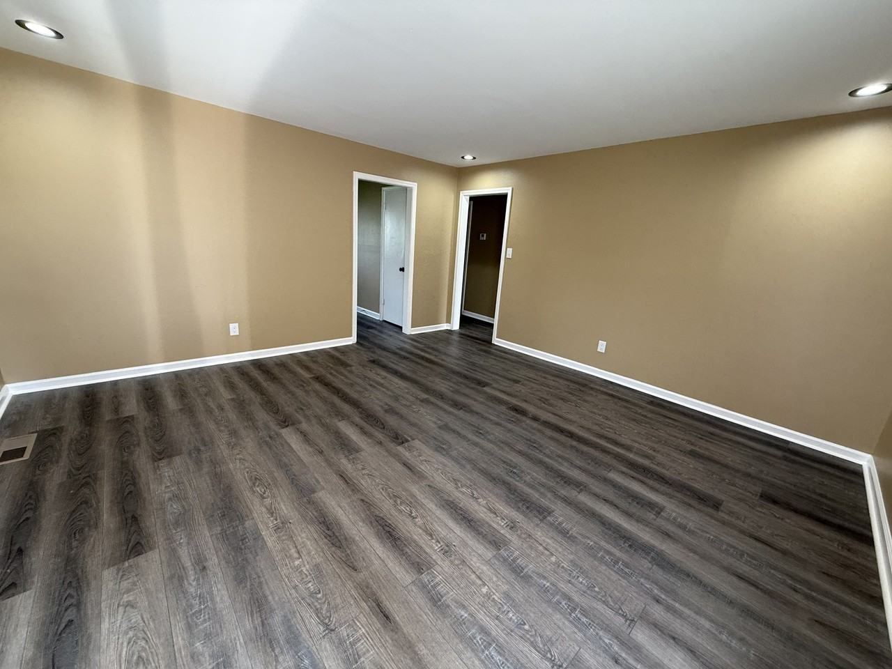 62 Cinnamon Drive Left - Photo 2 of 8