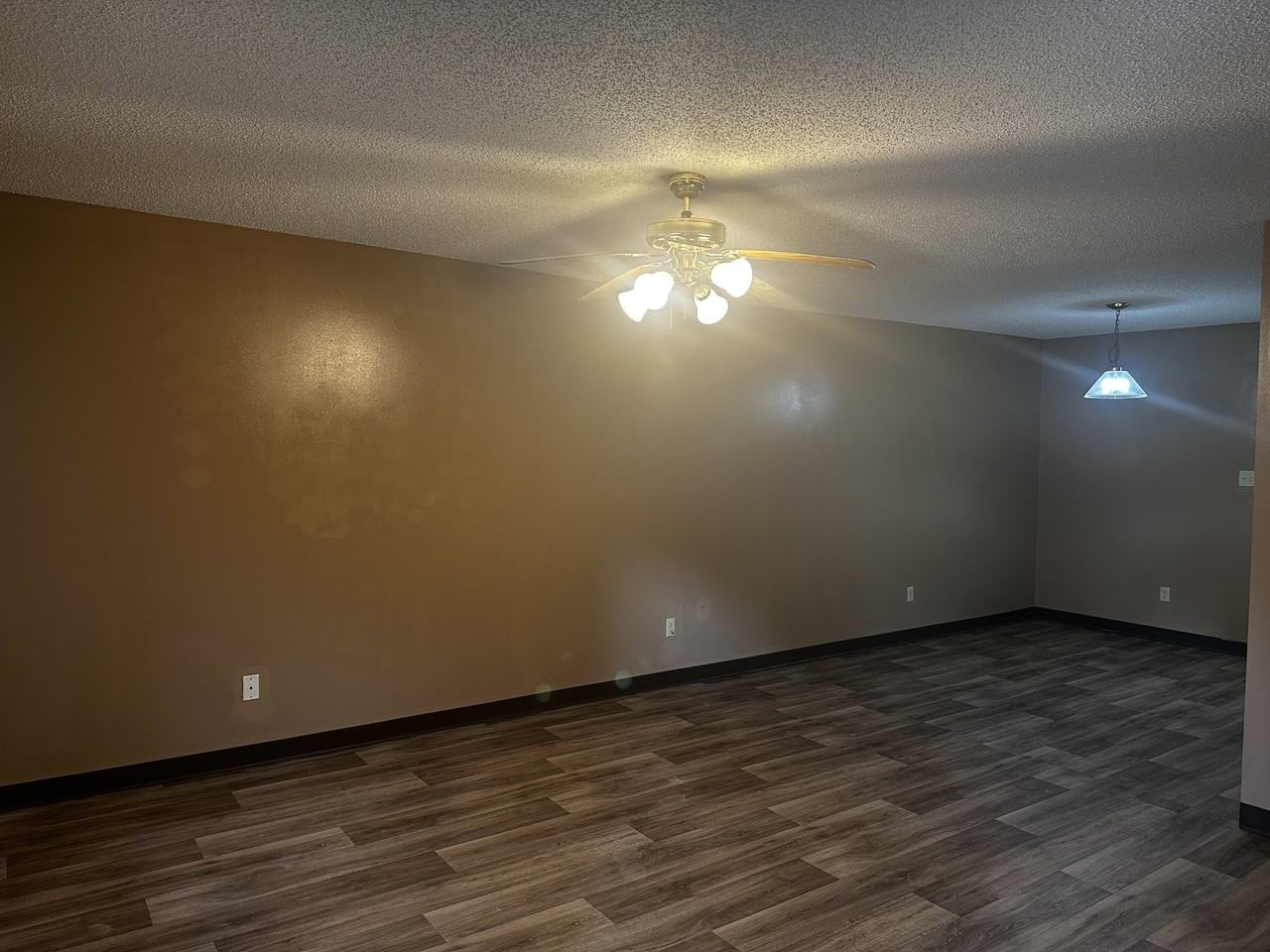 523  C W. Liberty - Photo 2 of 7