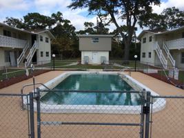 featured image of 1440 Parkway Drive