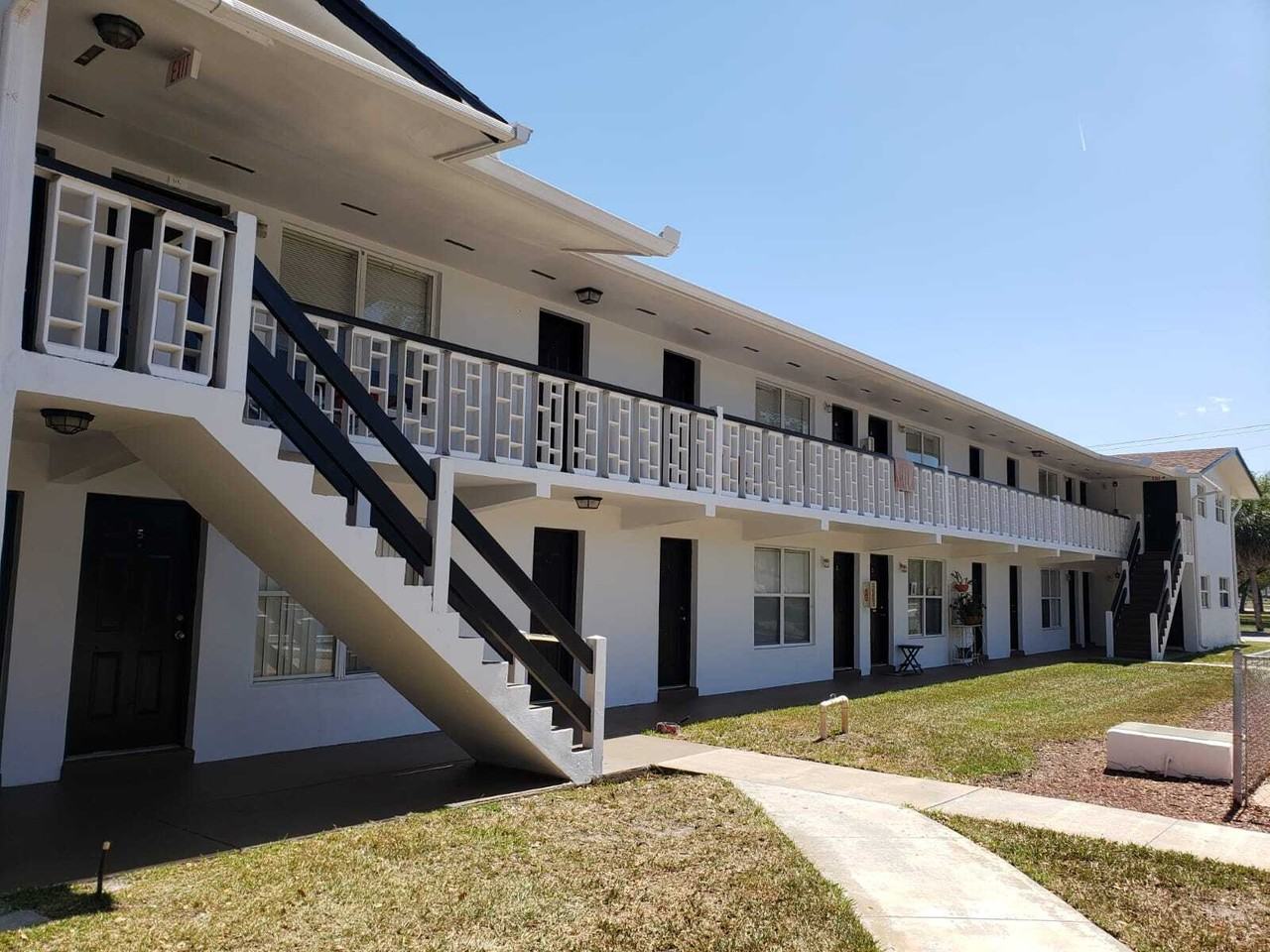 098 - 1440 Parkway Dr - Photo 2 of 20