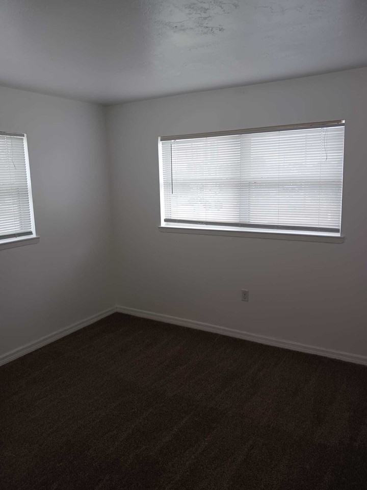 098 - 1440 Parkway Dr - Photo 7 of 20