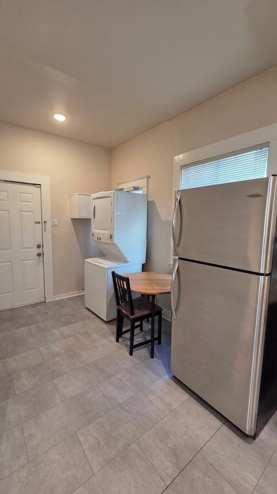 1522 27th Avenue - Photo 6 of 14