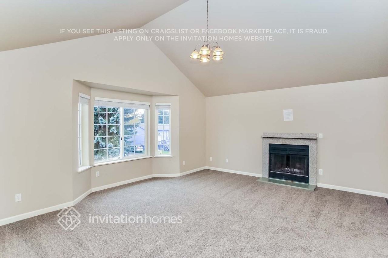 1701 S 87th St - Photo 4 of 18