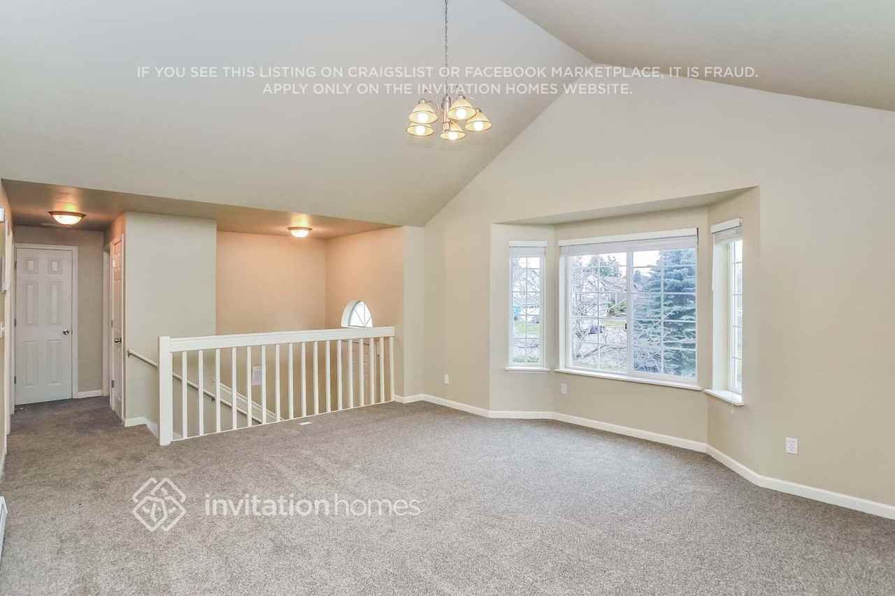 1701 S 87th St - Photo 5 of 18