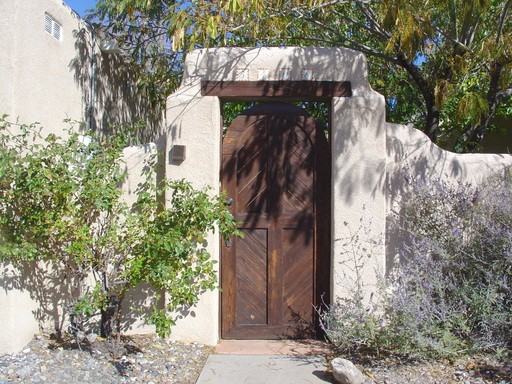 5408 Luttrell Ct NE - Photo 2 of 26