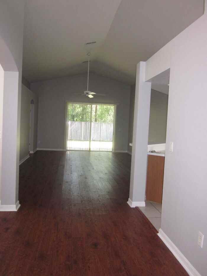 30653 Midtown Ct - Photo 3 of 20