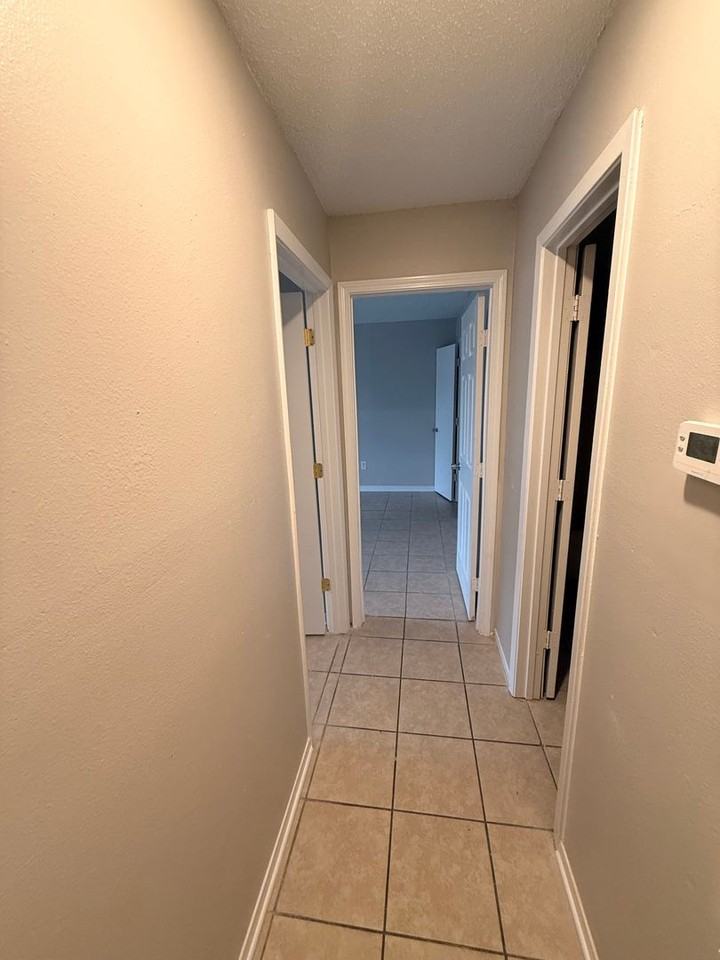 Fern View Apartments - Photo 5 of 7