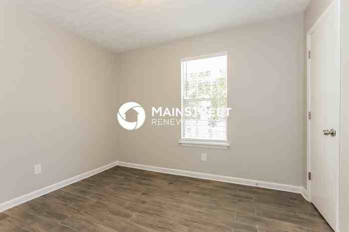 6730 Greenbower Ln - Photo 5 of 14