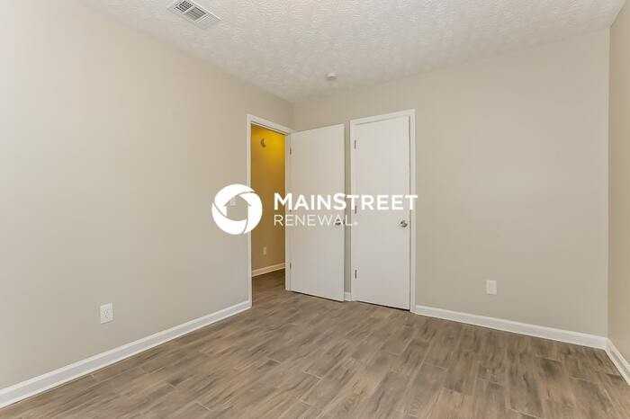 6730 Greenbower Ln - Photo 7 of 14