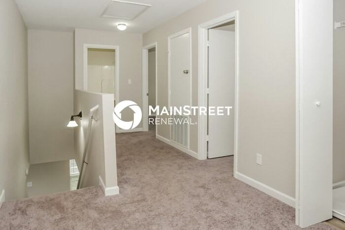 213 Farmington Dr - Photo 7 of 17