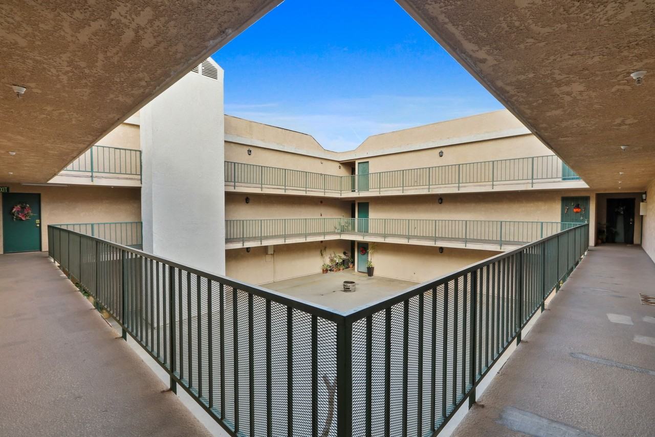 Bush Apartments - Photo 3 of 10