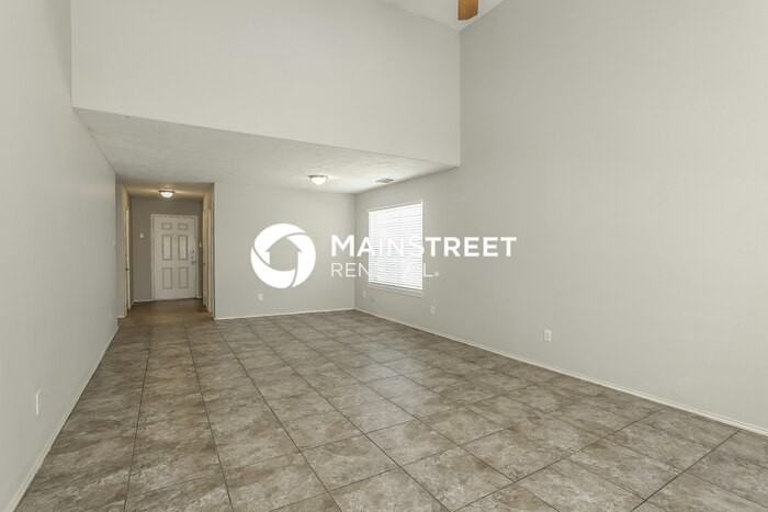 19830 Bettencourt Lane - Photo 2 of 17