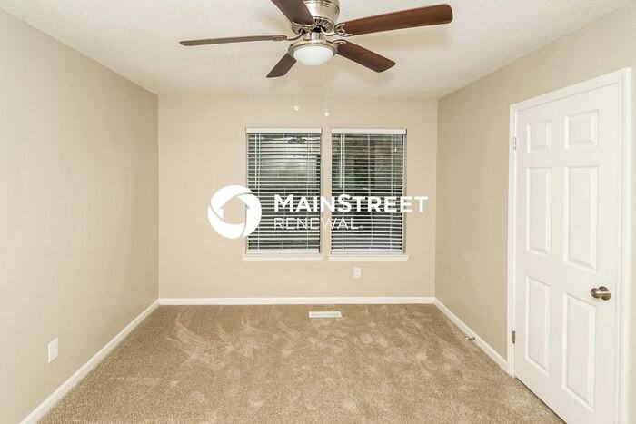 1704 Brewster Rd - Photo 5 of 15