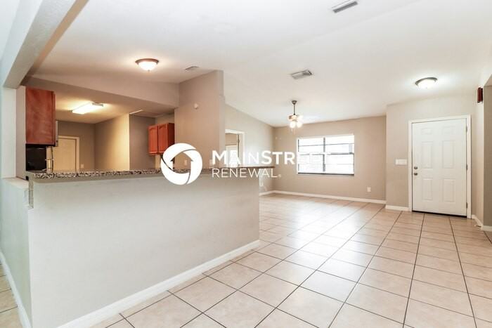 3053 Stanton Ave - Photo 3 of 16