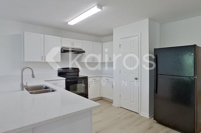 8045 99th Avenue - Photo 6 of 22